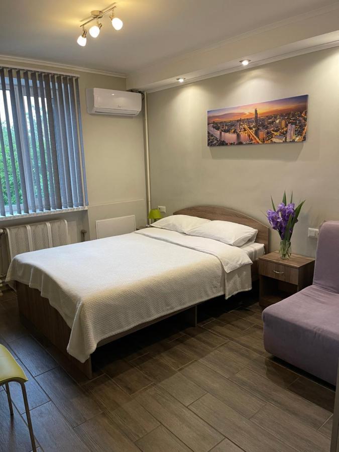 7Days Hotel Hadiach Buitenkant foto